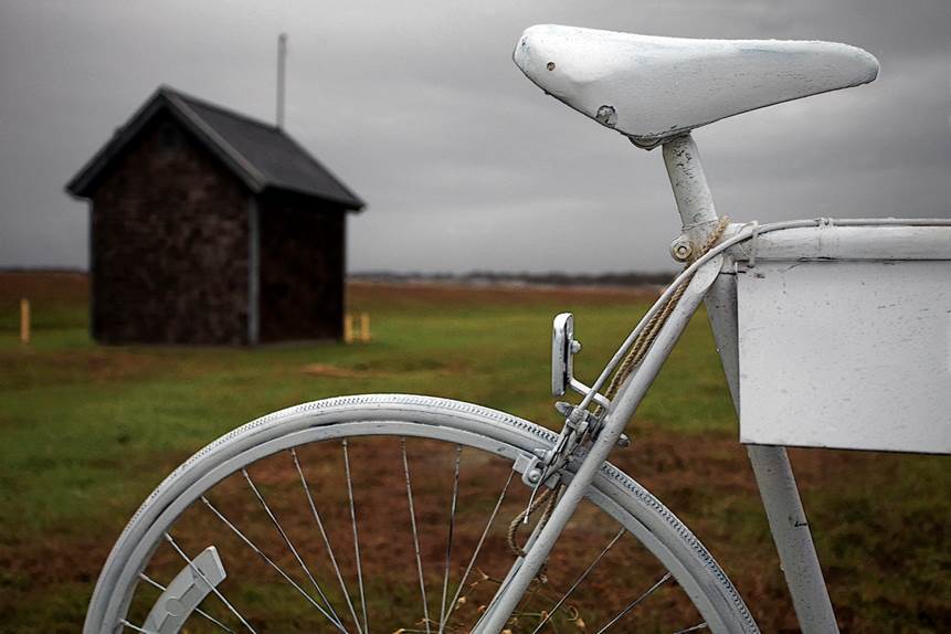 GhostBikeQ2 - Photographer Tracks Down Ghost Bikes In Haunting New Book